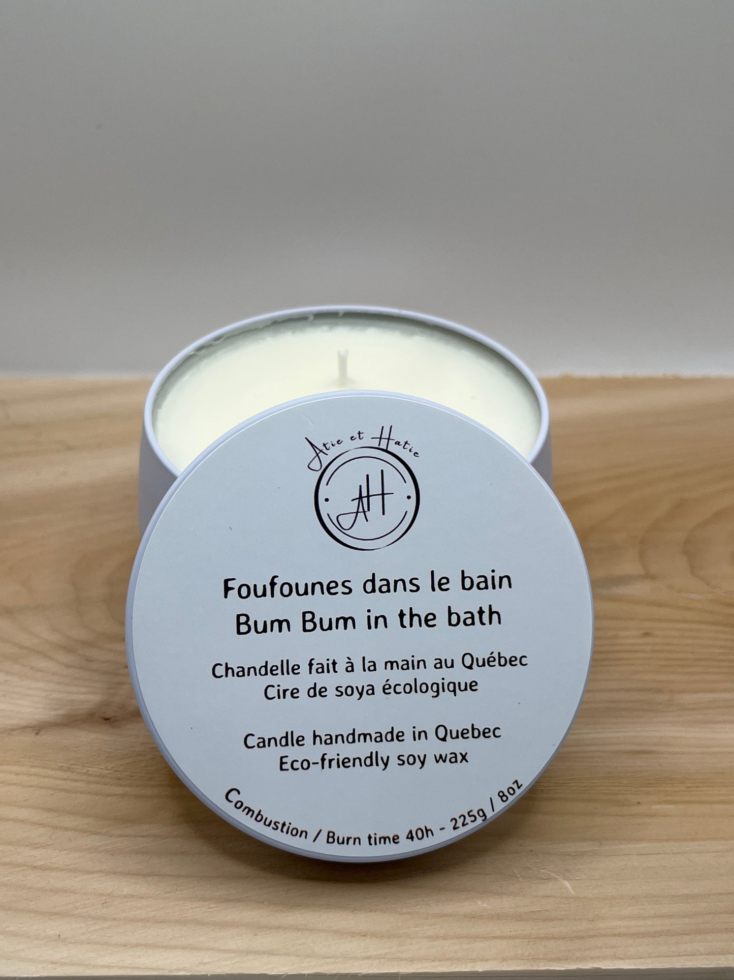 Nomad Candle - Bum Bum in the bath